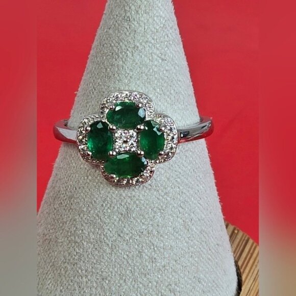 925 Sterling Silver Flower Ring with Natural  Emerald Gem & Cz - Picture 5 of 9